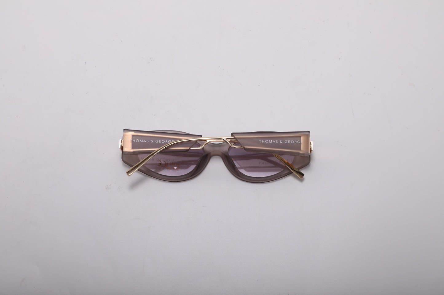 Belindra Cat Eye Sunglasses – Smoke Grey UV400