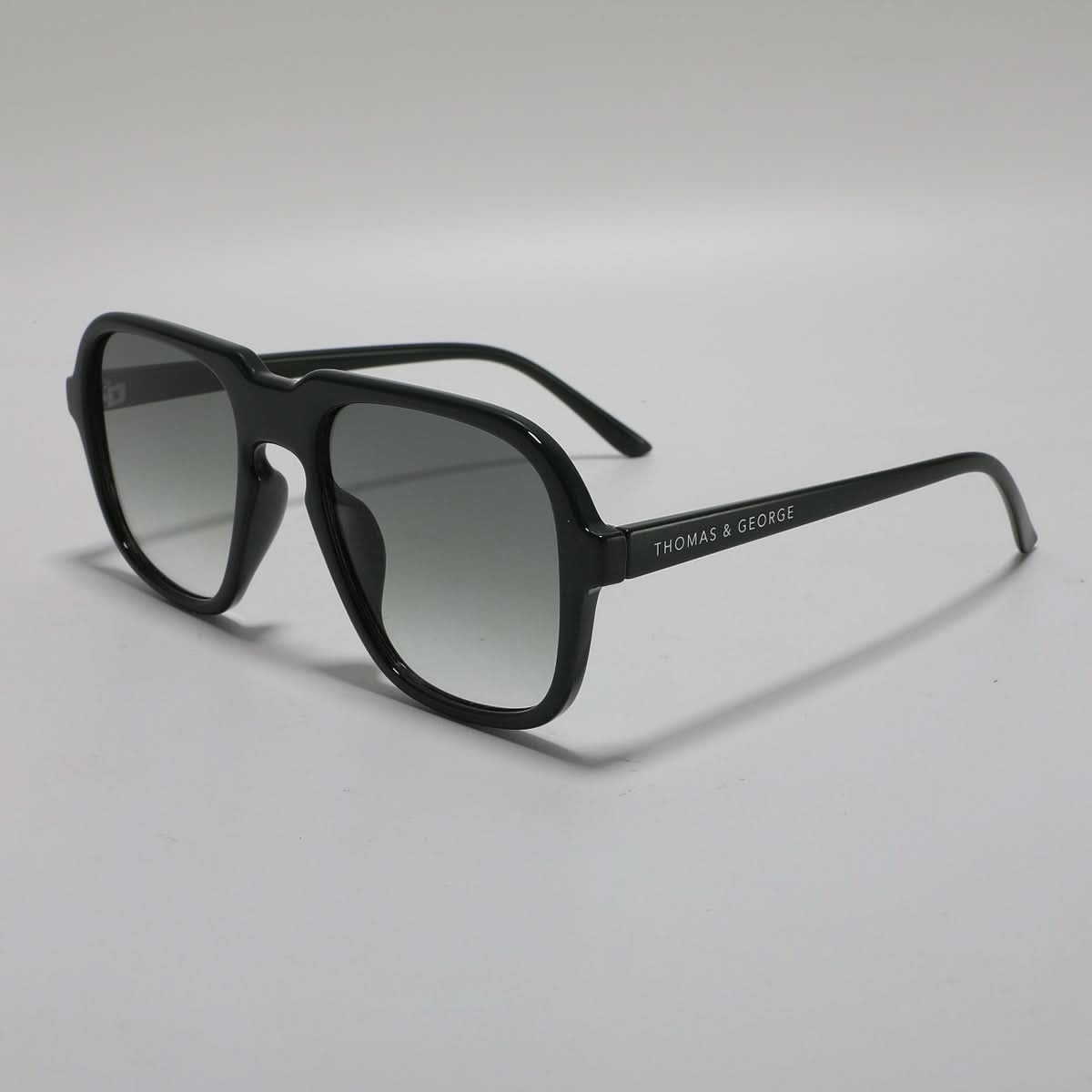 & Sunglasses Retro